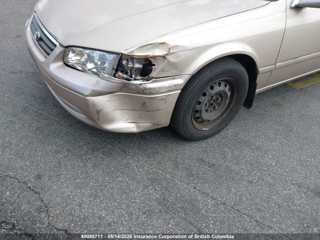 40068711 :رقم المزاد ، JT2BF22K3Y0236423 vin ، 2000 Toyota Camry مزاد بيع