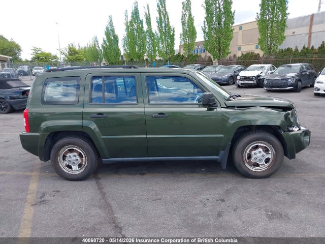 40068720 :رقم المزاد ، 1J8FT28W98D737541 vin ، 2008 Jeep Patriot Sport مزاد بيع