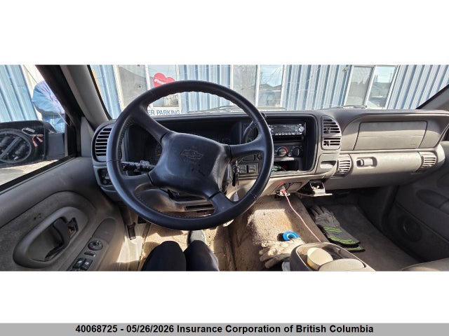 1999 Chevrolet 3500 მანქანა იყიდება აუქციონზე, vin: 1GNEK13R9XJ513002, აუქციონის ნომერი: 40068725