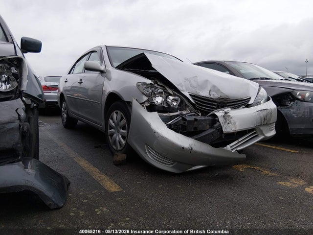 40065216 :رقم المزاد ، 4T1BE32K55U093622 vin ، 2005 Toyota Camry Le/xle/se مزاد بيع