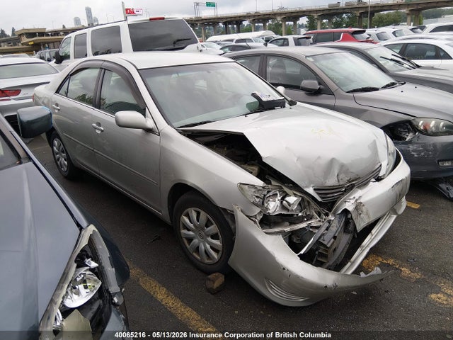 40065216 :رقم المزاد ، 4T1BE32K55U093622 vin ، 2005 Toyota Camry Le/xle/se مزاد بيع