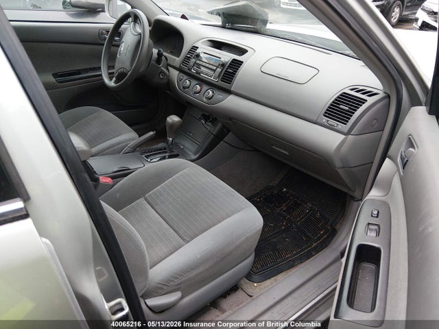 40065216 :رقم المزاد ، 4T1BE32K55U093622 vin ، 2005 Toyota Camry Le/xle/se مزاد بيع