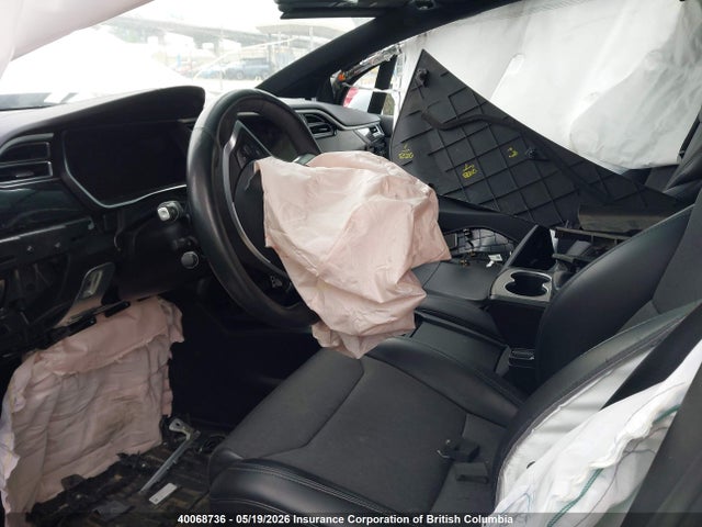 40068736 :رقم المزاد ، 5YJXCDE27HF075511 vin ، 2017 Tesla Model X Awd/standard Range مزاد بيع