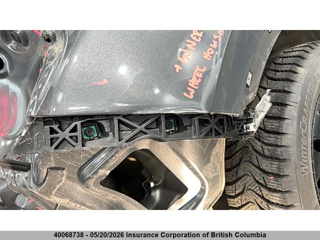 KMHRB8A39SU411350 Hyundai Venue