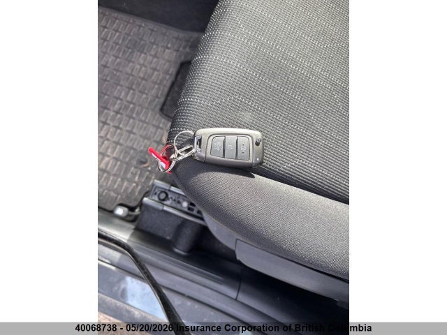 KMHRB8A39SU411350 Hyundai Venue