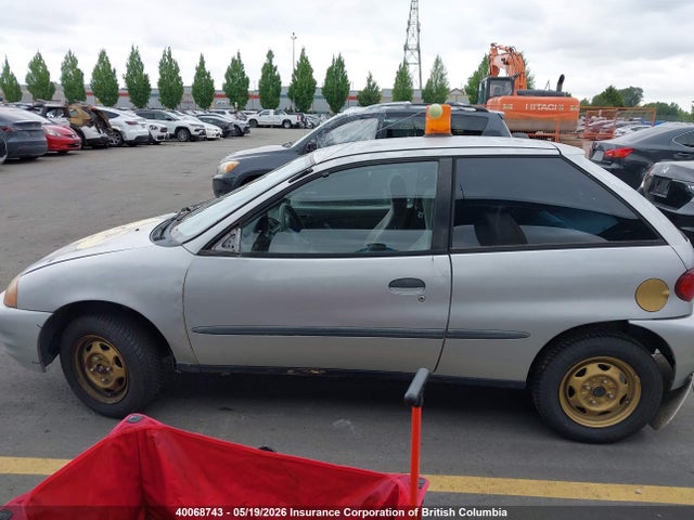 40068743 :رقم المزاد ، 2C1MR2264Y6704545 vin ، 2000 Chevrolet Metro مزاد بيع