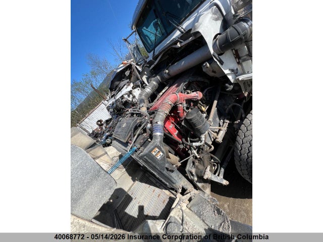 2007 Kenworth Construction T800 მანქანა იყიდება აუქციონზე, vin: 1NKDL40XX7R999048, აუქციონის ნომერი: 40068772