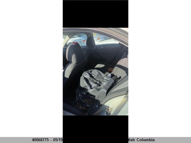 2011 Volkswagen Jetta მანქანა იყიდება აუქციონზე, vin: 3VWDK7AJXBM386693, აუქციონის ნომერი: 40068775