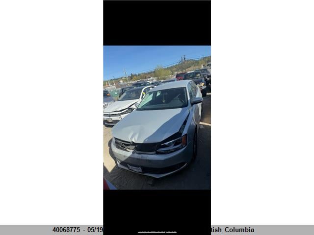 2011 Volkswagen Jetta მანქანა იყიდება აუქციონზე, vin: 3VWDK7AJXBM386693, აუქციონის ნომერი: 40068775