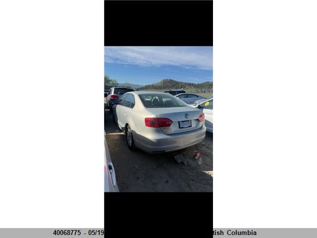 2011 Volkswagen Jetta მანქანა იყიდება აუქციონზე, vin: 3VWDK7AJXBM386693, აუქციონის ნომერი: 40068775