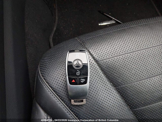 WDDUG8GB2JA372301 Mercedes-Benz S 560 4matic