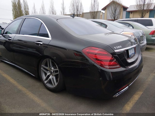 WDDUG8GB2JA372301 Mercedes-Benz S 560 4matic