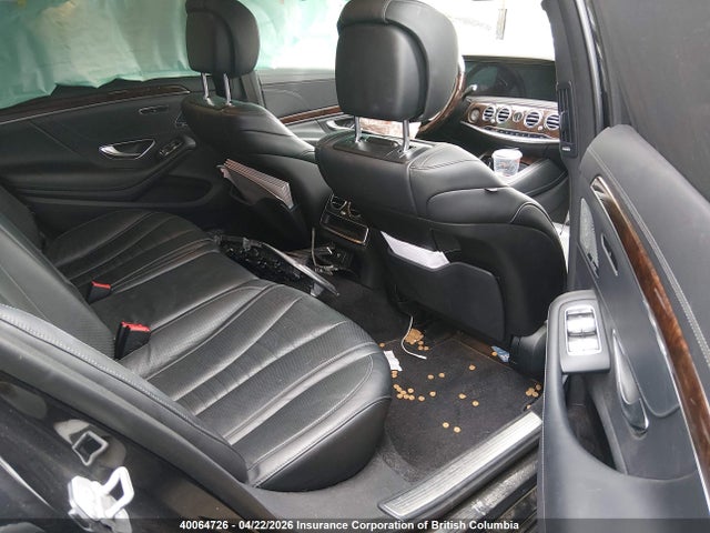 WDDUG8GB2JA372301 Mercedes-Benz S 560 4matic