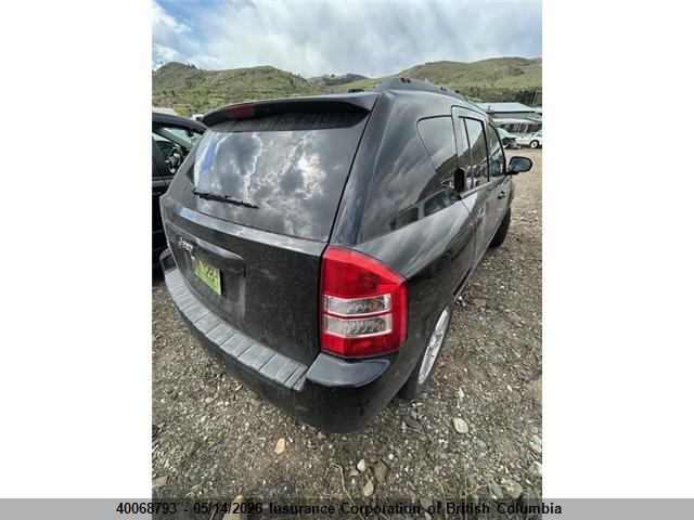 40068793 :رقم المزاد ، 1J4NF4FB9AD628132 vin ، 2010 Jeep Compass Sport مزاد بيع