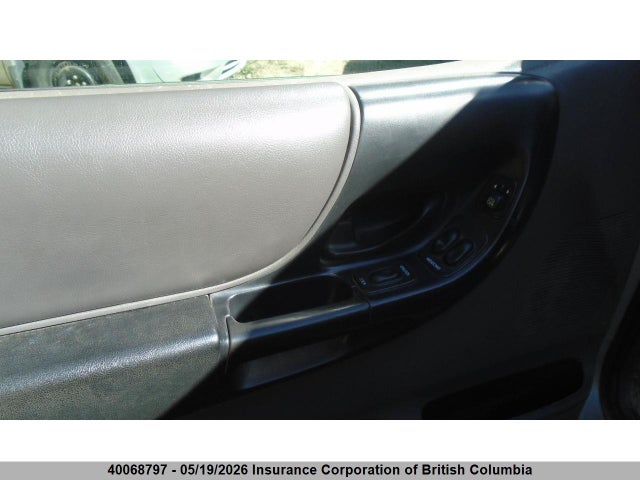 40068797 :رقم المزاد ، 4F4ZR47E03TM10362 vin ، 2003 Mazda B4000 مزاد بيع