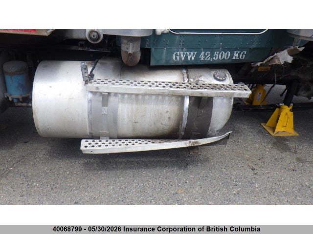 Aukcja sprzedaży 1998 Kenworth Construction T800, vin: 1NKDL20X1WR948105, numer aukcji: 40068799