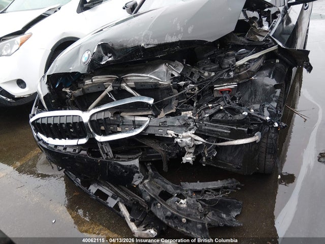 3MW5R7J0XM8C04025 BMW 330XI