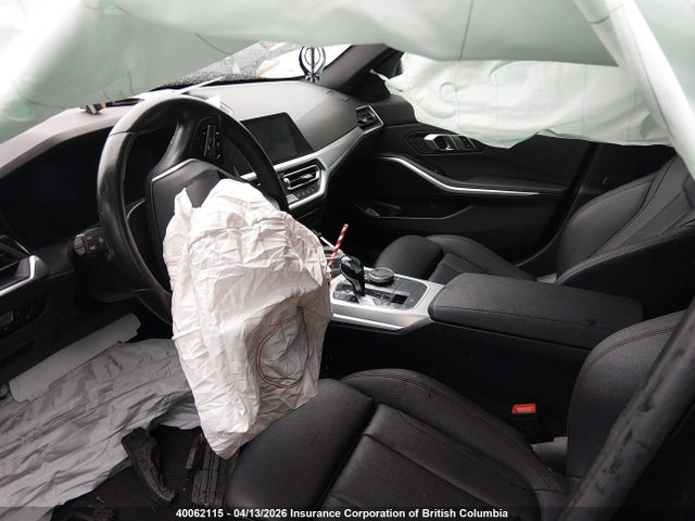 3MW5R7J0XM8C04025 BMW 330XI