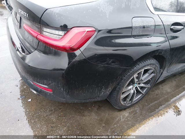3MW5R7J0XM8C04025 BMW 330XI