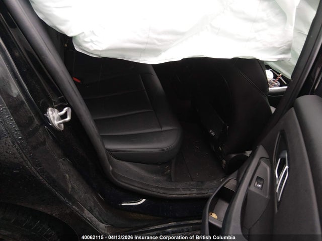 3MW5R7J0XM8C04025 BMW 330XI