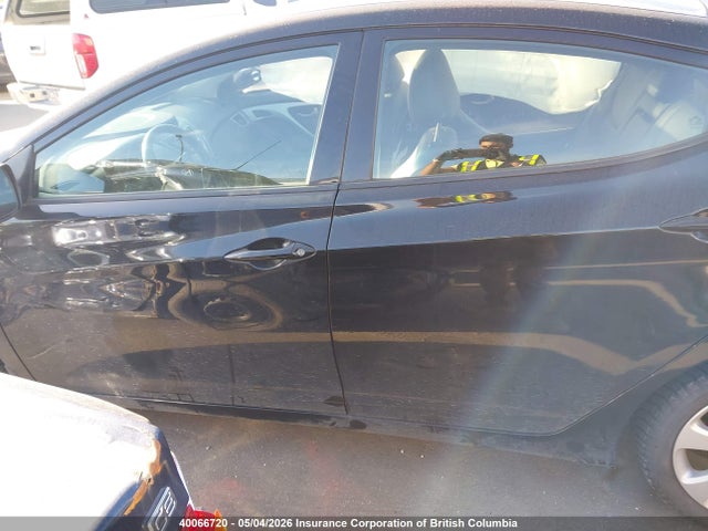 2013 Hyundai Elantra Gls/limited მანქანა იყიდება აუქციონზე, vin: 5NPDH4AE2DH218414, აუქციონის ნომერი: 40066720
