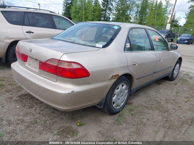 Продажа на аукционе авто 2000 Honda Accord Lx, vin: 1HGCG5641YA802063, номер лота: 40068810