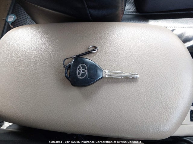 40063914 :رقم المزاد ، 2T3ZF4DV8BW093254 vin ، 2011 Toyota Rav4 مزاد بيع
