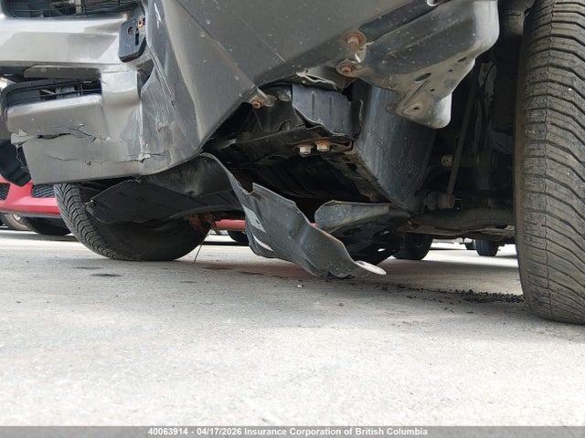 40063914 :رقم المزاد ، 2T3ZF4DV8BW093254 vin ، 2011 Toyota Rav4 مزاد بيع