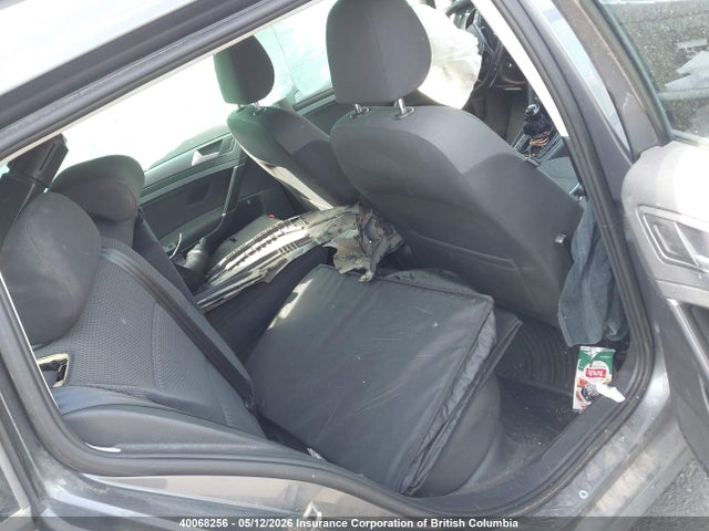 3VW717AU5JM764363 Volkswagen Golf Sportwagen S