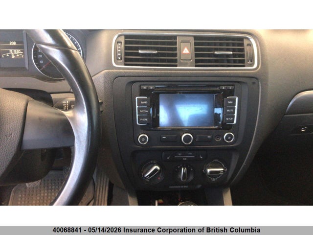 3VW3L7AJ8EM393946 Volkswagen Jetta