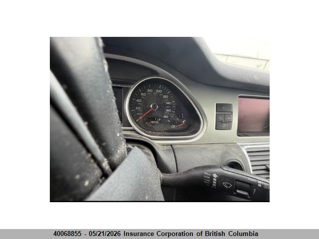 40068855 :رقم المزاد ، WA1LGAFE7FD017732 vin ، 2015 Audi Q7 مزاد بيع