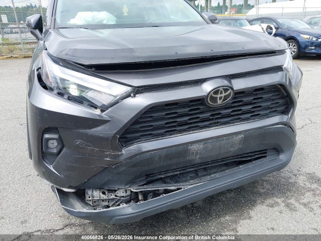 2022 Toyota Rav4 Xle/xle Premium მანქანა იყიდება აუქციონზე, vin: 2T3R1RFV4NC277086, აუქციონის ნომერი: 40066826
