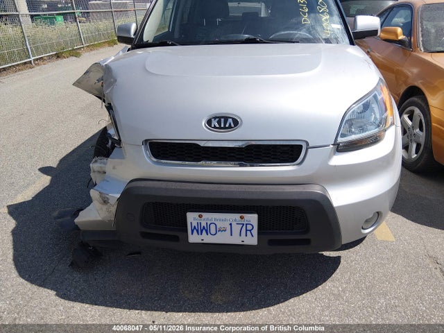 40068047 :رقم المزاد ، KNDJT2A2XB7296274 vin ، 2011 Kia Soul +/!/sport مزاد بيع