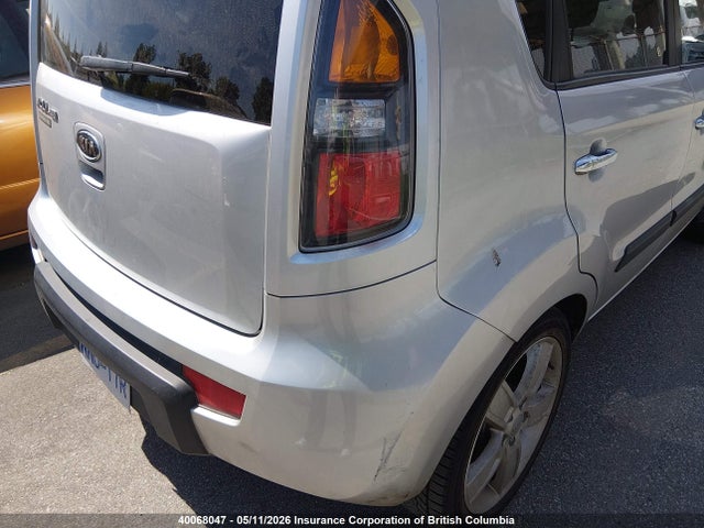 40068047 :رقم المزاد ، KNDJT2A2XB7296274 vin ، 2011 Kia Soul +/!/sport مزاد بيع