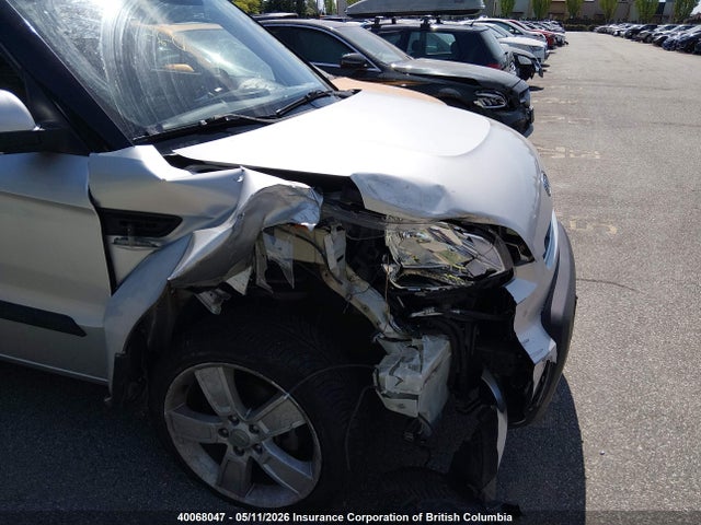 40068047 :رقم المزاد ، KNDJT2A2XB7296274 vin ، 2011 Kia Soul +/!/sport مزاد بيع