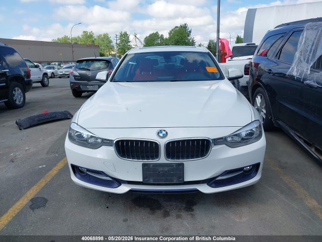 WBA3C3G58FNT53845 BMW 320i