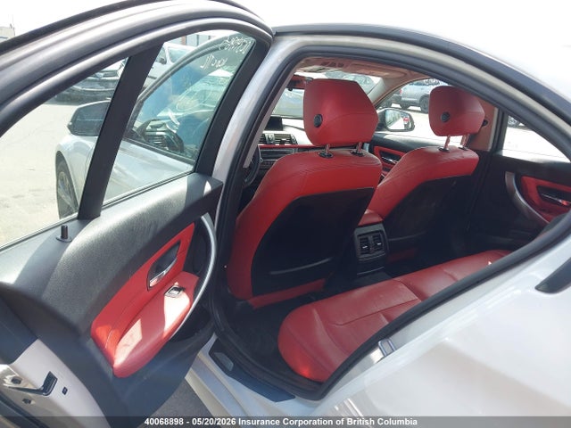 WBA3C3G58FNT53845 BMW 320i