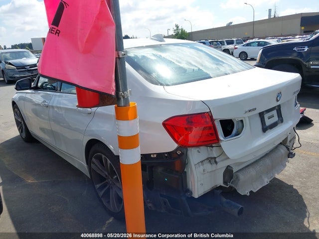 WBA3C3G58FNT53845 BMW 320i