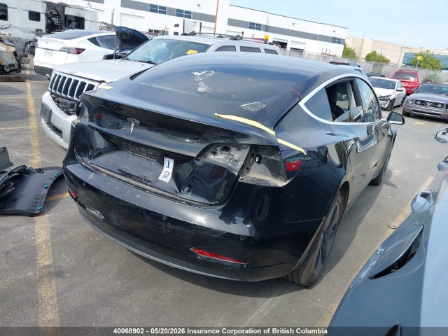 40068902 :رقم المزاد ، 5YJ3E1EA9LF715144 vin ، 2020 Tesla Model 3 مزاد بيع