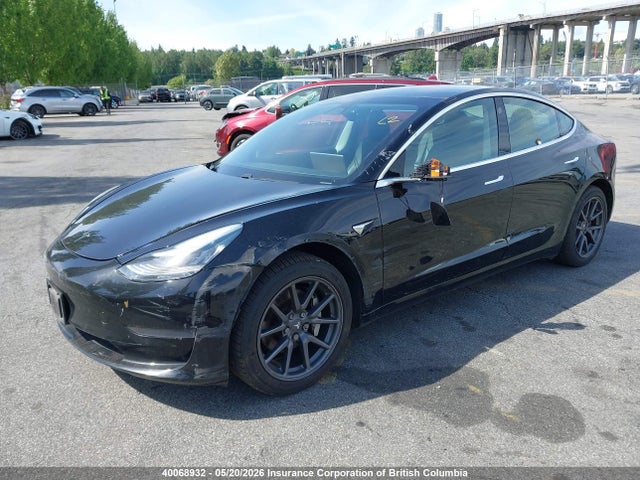 Продажа на аукционе авто 2019 Tesla Model 3, vin: 5YJ3E1EA4KF422198, номер лота: 40068932