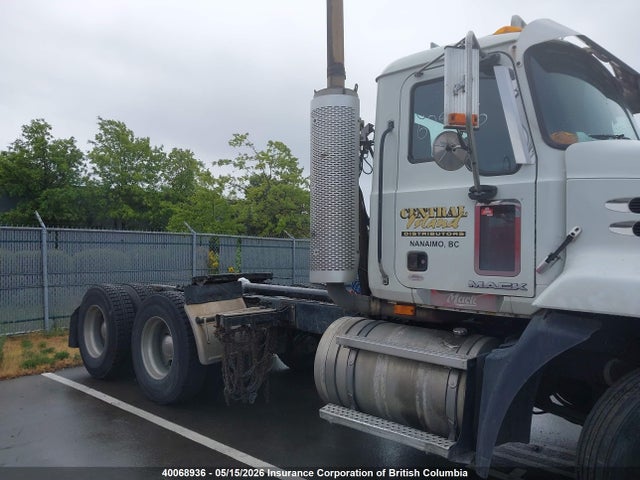 Продажа на аукционе авто 2008 Mack 600 Cxu, vin: 1M1AW02YX8N002424, номер лота: 40068936
