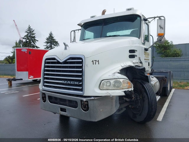 Продажа на аукционе авто 2008 Mack 600 Cxu, vin: 1M1AW02YX8N002424, номер лота: 40068936