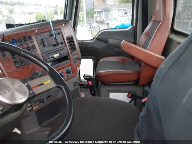 Продажа на аукционе авто 2008 Mack 600 Cxu, vin: 1M1AW02YX8N002424, номер лота: 40068936