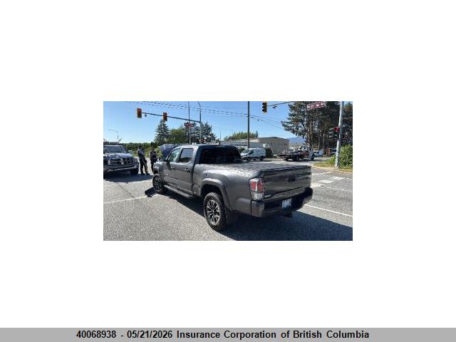 40068938 :رقم المزاد ، 3TYDZ5BN0NT005009 vin ، 2022 Toyota Tacoma Double Cab/sr5/trd Sport/trd Off Road مزاد بيع