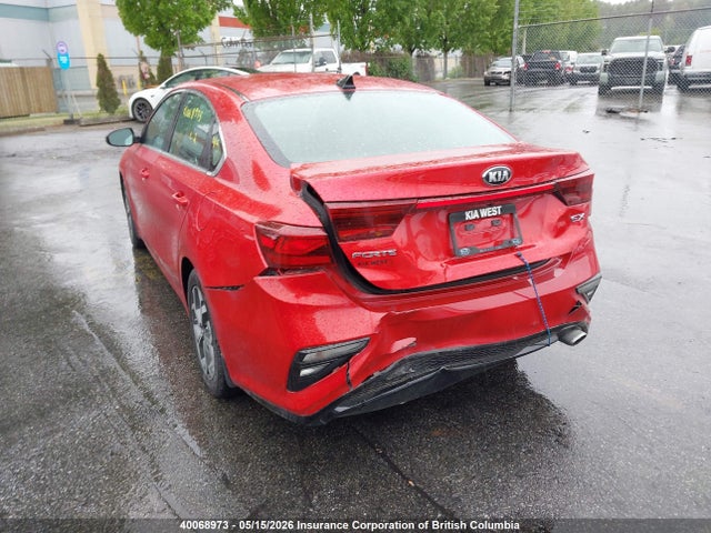 40068973 :رقم المزاد ، 3KPF54AD8ME352017 vin ، 2021 Kia Forte مزاد بيع