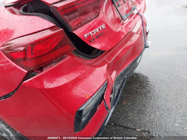 40068973 :رقم المزاد ، 3KPF54AD8ME352017 vin ، 2021 Kia Forte مزاد بيع