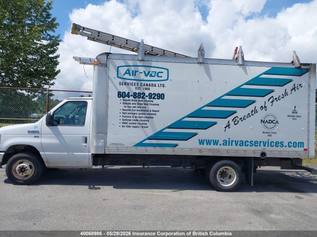 Aukcja sprzedaży 2015 Ford Econoline E450 Super Duty Cutwy Van, vin: 1FDWE4FL3FDA28246, numer aukcji: 40068986