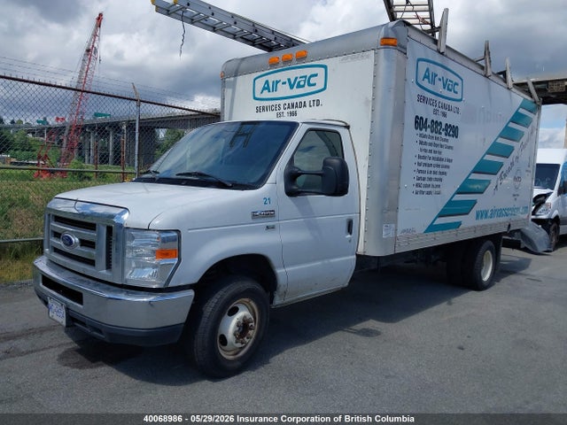 Aukcja sprzedaży 2015 Ford Econoline E450 Super Duty Cutwy Van, vin: 1FDWE4FL3FDA28246, numer aukcji: 40068986