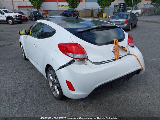 2016 Hyundai Veloster მანქანა იყიდება აუქციონზე, vin: KMHTC6AD4GU273353, აუქციონის ნომერი: 40068993
