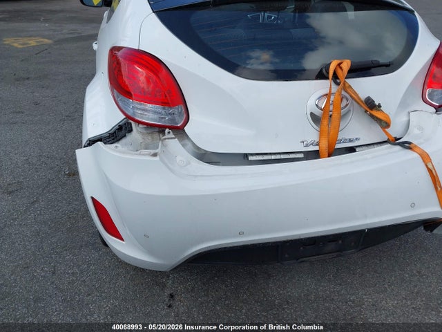 2016 Hyundai Veloster მანქანა იყიდება აუქციონზე, vin: KMHTC6AD4GU273353, აუქციონის ნომერი: 40068993
